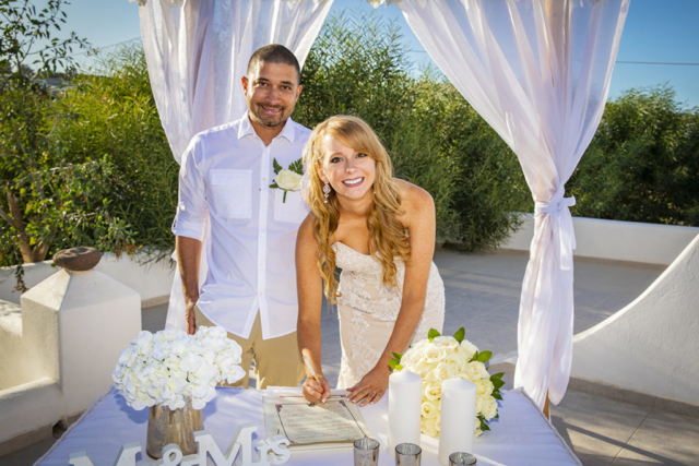 santorinismallweddings